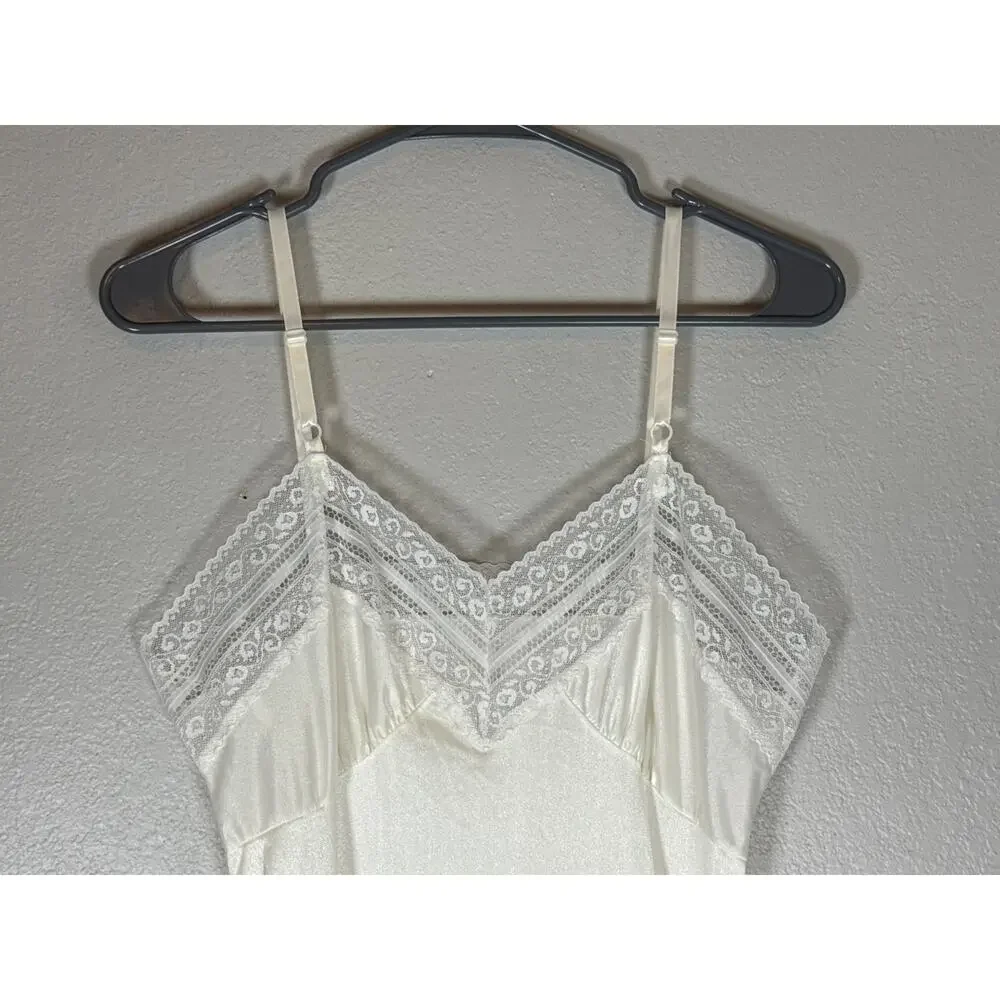 Vintage Sears Lace Trim White Slip Lingerie Sz 34 Nylon White Lace Bride Bridal - Picture 3 of 8